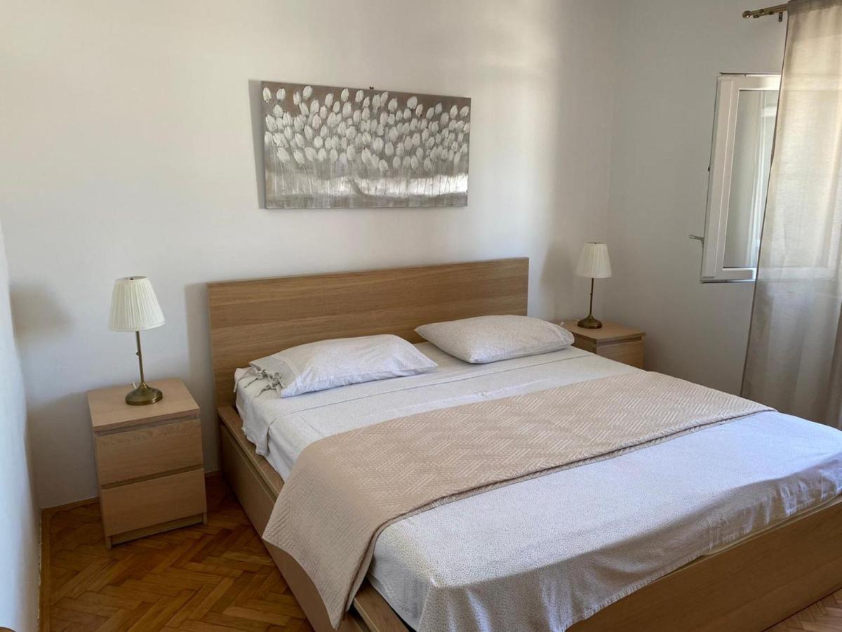 Apartments Barbaresko Lumbarda Eksteriør billede