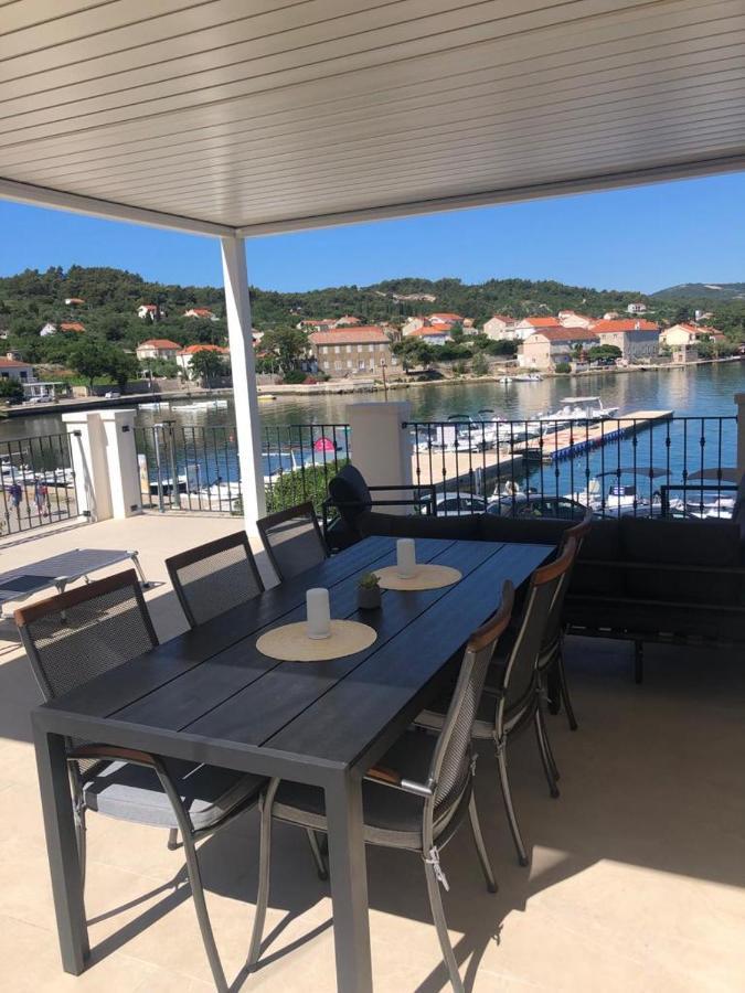 Apartments Barbaresko Lumbarda Eksteriør billede