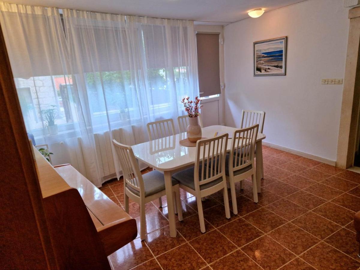 Apartments Barbaresko Lumbarda Eksteriør billede